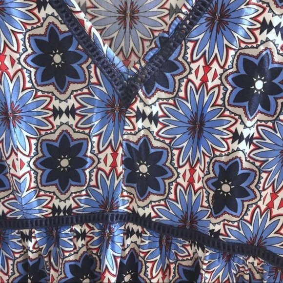 1.State High Low V-neck Sleeveless Tank Blue/Red L - Picture 5 of 8